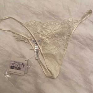 BNWT La Perla thong panty